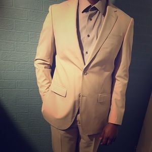 BUNDLE! Di Stefano Italy 2 Piece Suit + 2 shirt